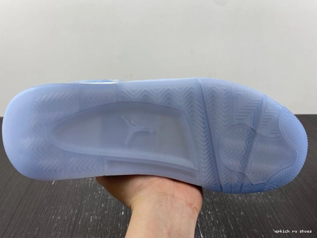 Rep 4 UNC Jordan HO12MNJDLS247 Retro (PE) 0713